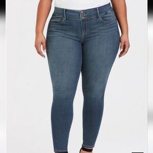 Torrid First At Fit Denim Jegging Medium Dark Wash Size 16